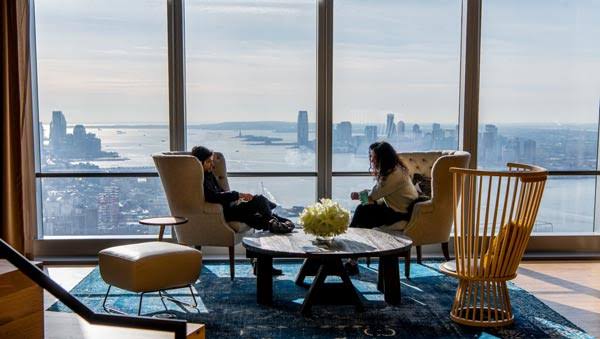 10 Hudson Yards lounge with city and river views, NYC
